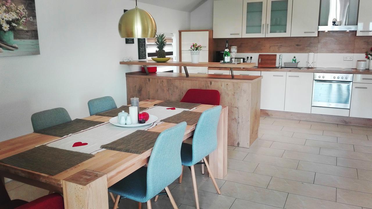 Ferienhaus Rosa FDH Kültér fotó