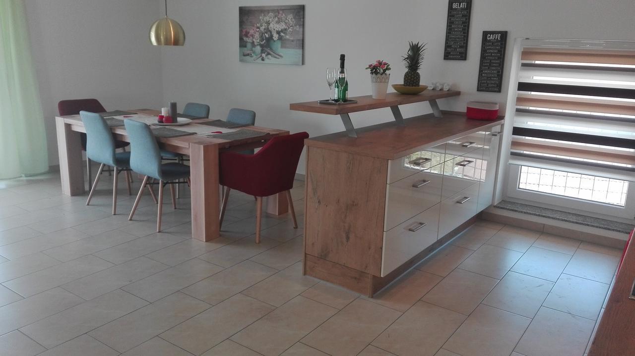 Ferienhaus Rosa FDH Kültér fotó